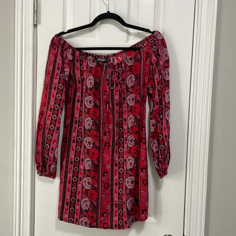 NWOT motel rocks off the shoulder dress